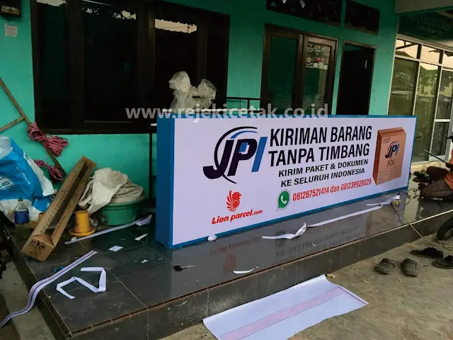 Neonbox Backlite Printing UV Fullcolour | Paling Banyak Diminati di jember