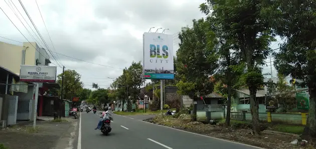 berapa biaya pasang billboard di jember