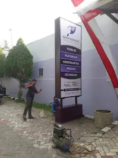 pemasangan neon box benih harapan jember pemasangan neon box benih harapan jember