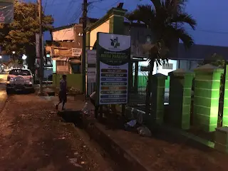 pemasangan neon box klinik jember Muna Parahita