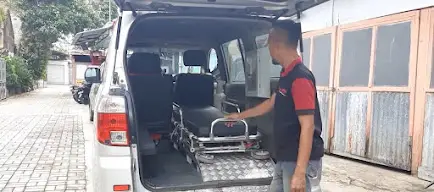Custom Tempat Tandu di Mobil Ambulance