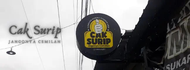 Cak Surip Pusat Camilan Kering di Kota Jember Bekerja Sama dengan Rejeki Cetak untuk Pembuatan Neon Box