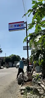 Pemasangan Neon Box TIKI Berkualitas di Jember - Rejeki Cetak