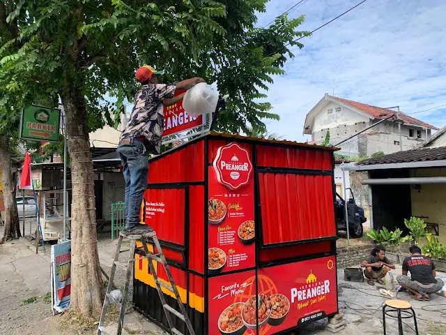 Studi Kasus Rombong Franchise Seblak Preanger Rejeki Cetak