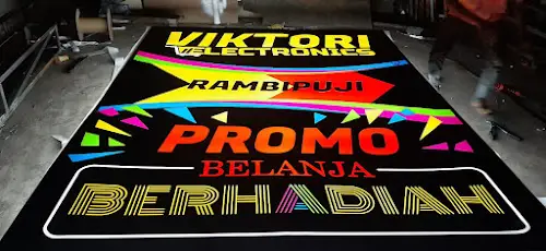 Pembuatan Dan Pemasangan Neon Box di Rambipuji Jember(Viktori Electronics)
