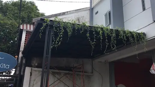 🍗 Mang Sabay Restoran Ayam Bakar Jember: Hadirkan Konsep Outdoor Nyaman dengan Canopy Kekinian dari Rejeki Cetak ✨