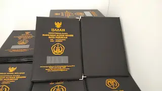 Bagian Depan dan Belakang Map Ijazah