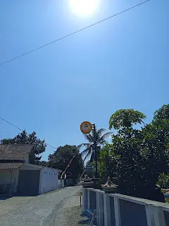 Pemasangan Neon Box dilahan pribadi cafe goni