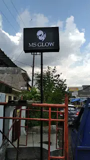 Harga Spesial Pembuatan Neon Box Skincare & Papan Nama Produk seperti Scarlett, MS Glow, dan Lainnya